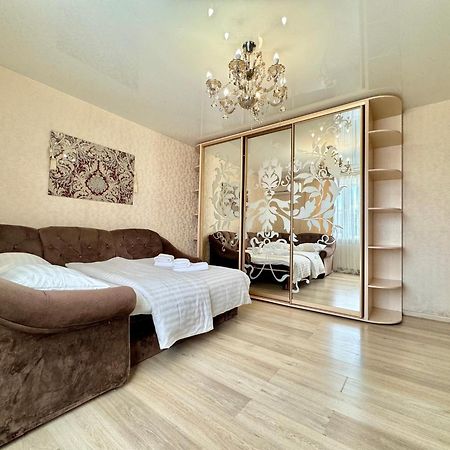 Apartpoltava Елегантна Квартира В Новобудові,Біля Каштанової Алеї, Центр Міста, Звітна Документація Buitenkant foto