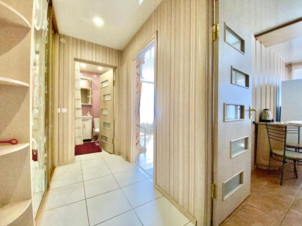 Apartpoltava Елегантна Квартира В Новобудові,Біля Каштанової Алеї, Центр Міста, Звітна Документація Buitenkant foto