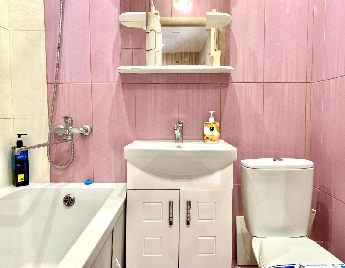 Apartpoltava Елегантна Квартира В Новобудові,Біля Каштанової Алеї, Центр Міста, Звітна Документація Buitenkant foto